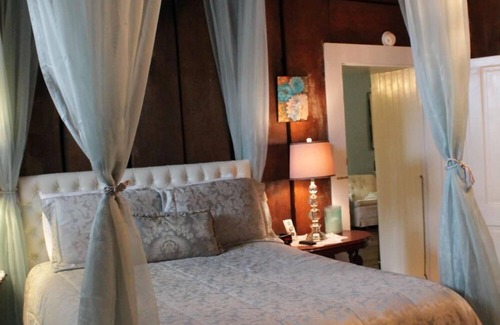 Bardstown Bed & Breakfast | Jailer's Inn