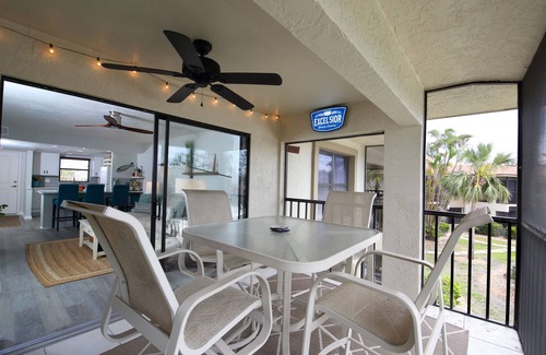 Truckland Condo | JAK'S Hideaway Close to the Beach