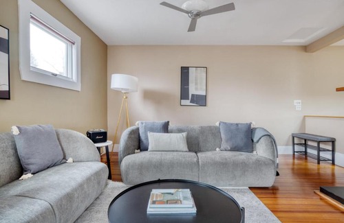 Jamaica Plain Apartment | Jamaica Plain 3br w wd nr Olmstead Park BOS-831