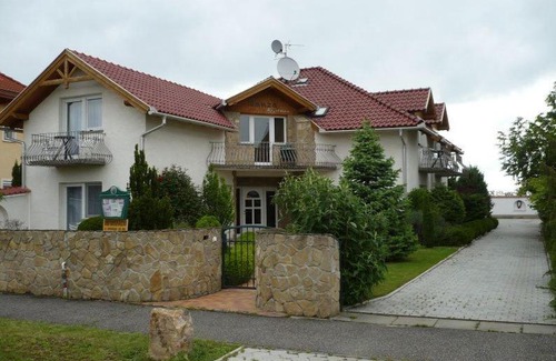 Buk Apartment | Janza Apartman