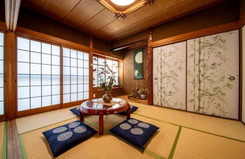 Higashi Ward House | Japanese style Pvt Accom Max6ppl 3BR 月下Gecca