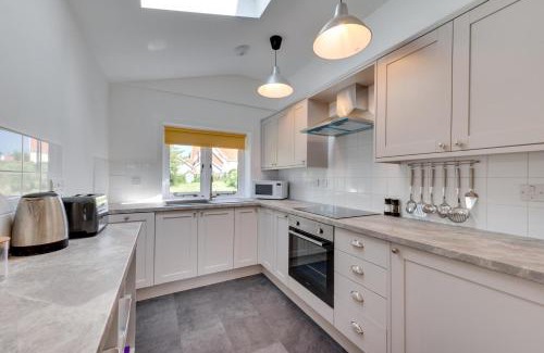 Wenhaston House | Japonica Cottage