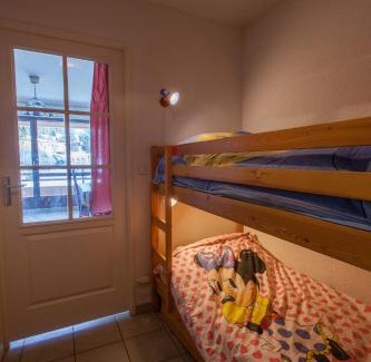 La Salle-les-Alpes Apartment | Jardin Alpin Edelweiss
