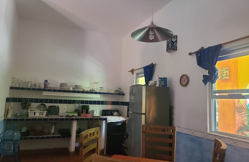 La Manzanilla Apartment | Jardines Tropicales - 3 blocks from the beach