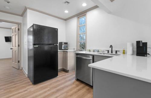 Ramona House | Jarrett Farm Resort - Suite 1