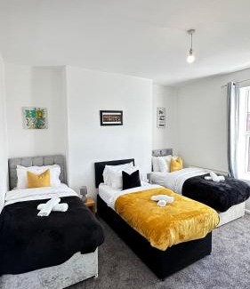 Jarrow Apartment | Jarrow Contractor & professional accommodation, Near port & hospital, 3bedroom apartment near Newcastle, free parking