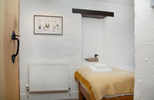 Paignton House | Jasmine Cottage