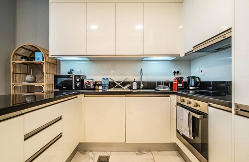 Business Bay Apartment | Jaw-dropping Canal and Skyline Views, Close to DT