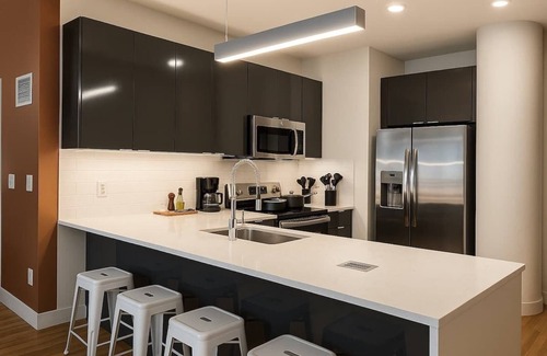 Downtown Dallas Apartment | Jazzy Downtown Studio w/Piano!