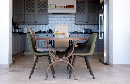 Vence Villa | JdV Holidays Villa Chèvrefeuille, newly-renovated, superb views to the sea