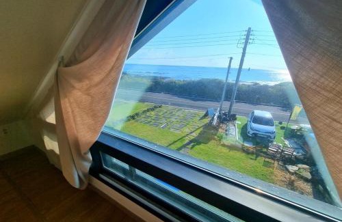 Seongsan House | Jeju Badamajoong Pension