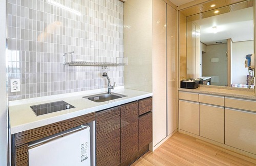 Andeok House | Jeju the Oceanhill Pension