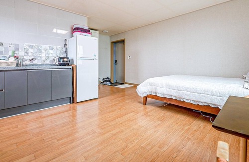 Gujwa House | Jeju Woljeongri Pungcha Pension
