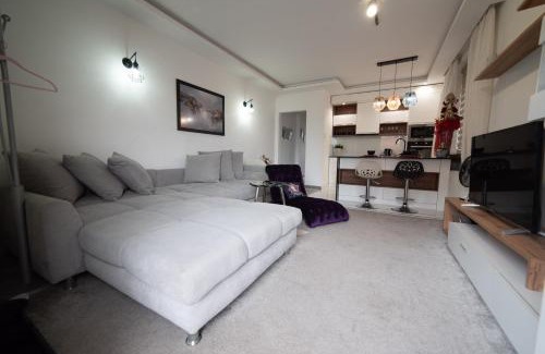 Novi Sad Apartment | JelenaR
