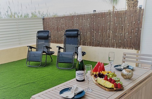 L'Eucaliptus Apartment | Jewel of the Delta with direct beach access-1st line Sea A/C, wifi, terrace