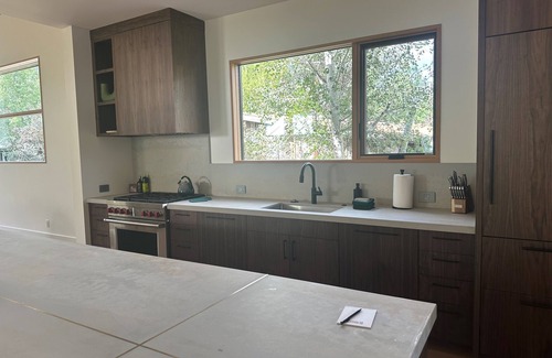 Jackson House | JHRL - Mountain Momma Home