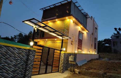 Yercaud Hotel | JK - 4 BHK Villa