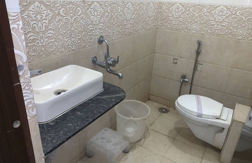 Nagpur Hotel | JK Rooms 126 Parashar Legacy - Station