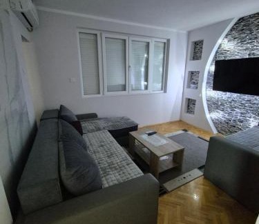 Vranje Apartment | Jože