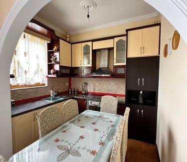 Qafe e Gjashtes Apartment | Joen Apartment 3