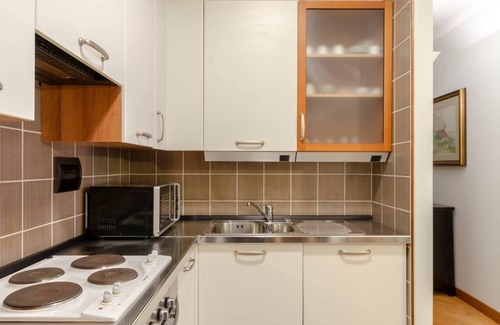 Nervi Apartment | JOIVY Lovely Apt with Communal Pool in Nervi