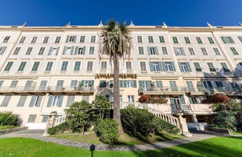 Nervi Apartment | JOIVY Lovely Apt with Communal Pool in Nervi