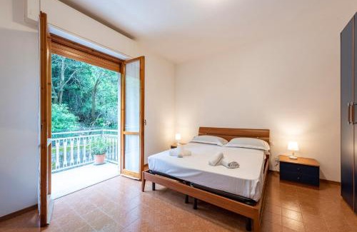 Rapallo Apartment | JOIVY Seaview Charming Flat with Common Pool & Tennis