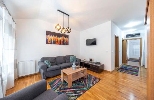 Novi Sad Apartment | Joker