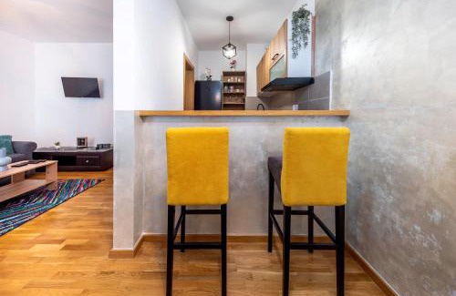 Novi Sad Apartment | Joker