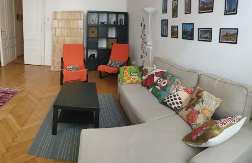Palace District Apartment | Jolanda Apartment