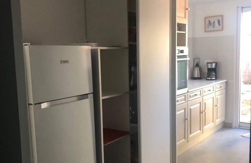 La Cotiniere Apartment | Joli Appartement à 50 Mètres de la Plage et Proche D'un Port de Pêche Typique