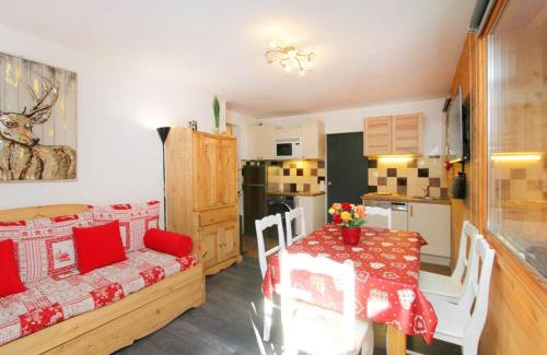 Les Deux Alpes Apartment | Joli appartement à l'arrière du Chalet Chantelouve