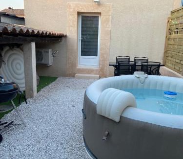 Saint-Victoret House | Joli T2 avec jacuzzi