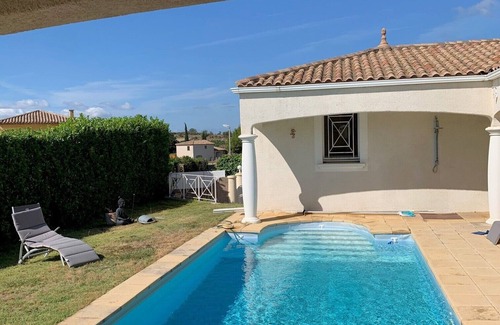 Creissan Villa | Jolie Villa e a Proximité du Canal du Midi et de la Méditerrané