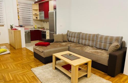 Vozdovac Apartment | Jolly Apartment - Belgrade