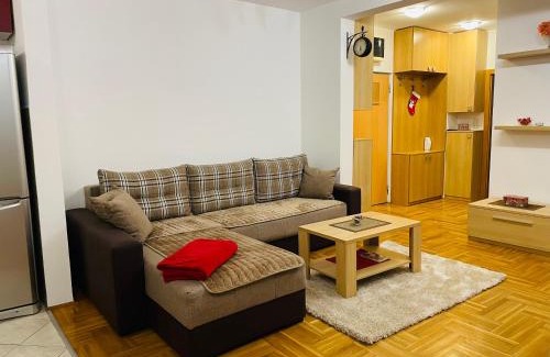 Vozdovac Apartment | Jolly Apartment - Belgrade