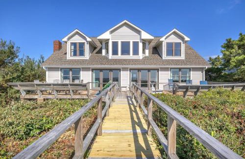 Caswell Beach House | Jonahs Whale by Oak Island Accommodations