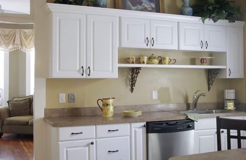 Historic Downtown Savannah Condo | Jones St Apartment with Old Savannah Charm