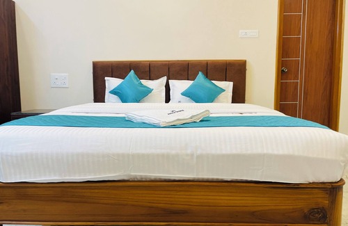 Tirupati Hotel | Jonna Grand