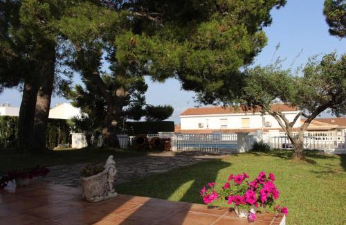 L'Ampolla Ski Chalet | Jordi - Chalet con jardín, piscina privada y barbacoa en l'Ampolla - Deltavacaciones