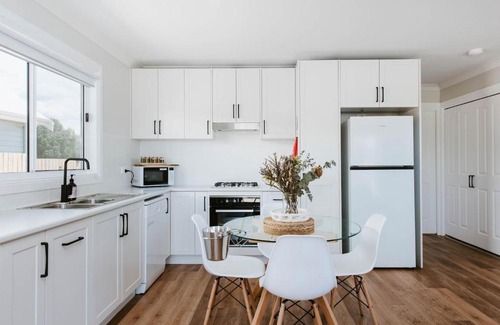 Bombira House | Joseph's Place - A Restful Retreat for Two