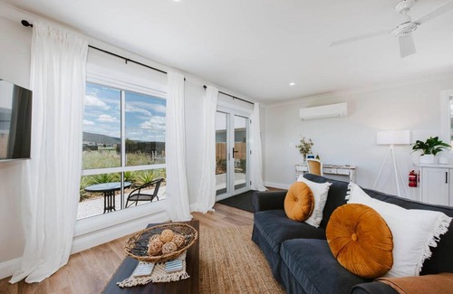 Bombira House | Joseph's Place - A Restful Retreat for Two