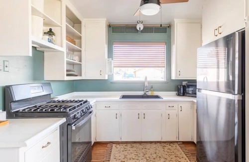 Twentynine Palms House | Joshua Tree 2bed1bath King&Queen 10mins to JTNP