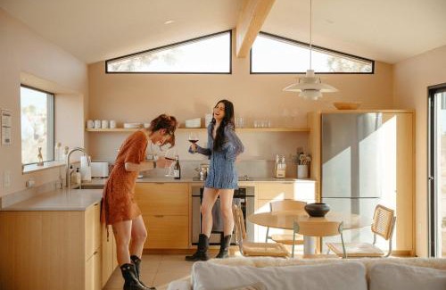 Landers House | Joshua Tree Modern Cabin- Goat Mountain Rising