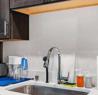 Westown Apartment | Journal Commons 331 Designer Luxe 1BR in Historic West Town Fast WI-FI