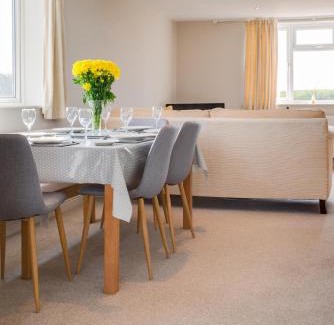 Hunstanton House | Journeys End
