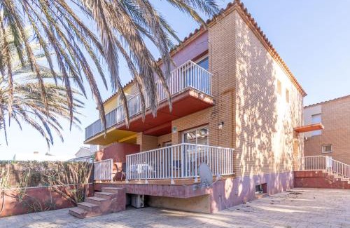 Castello d'Empuries Ski Chalet | Jouvacations Villa 3 Freser con piscina compartida