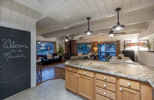 Pine Mountain Club Cabin | Joy of the Mountain Retreat Family Friendly Cabin