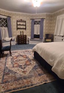 Norwich House | Joyful Manor