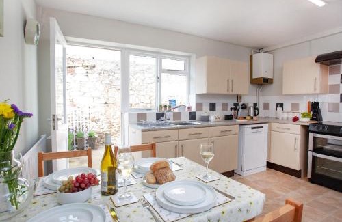 Dawlish House | Jubilee Cottage